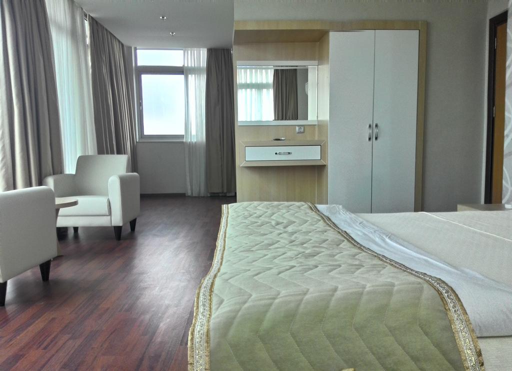 Guney Adana Otel Bagian luar foto
